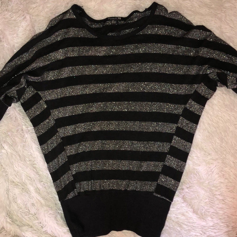 LADIES SHIRT FOREVER 21